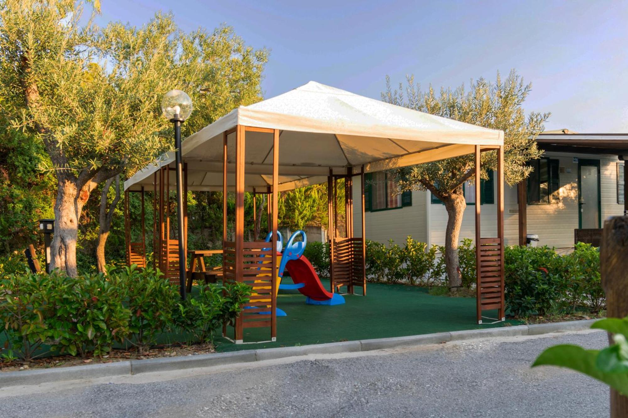 Camping Castello ネオス・マルマラス エクステリア 写真